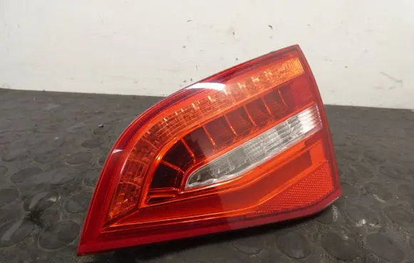 Audi A4 S4 B8 8K Tailgate rear/tail lights 8K9945094E