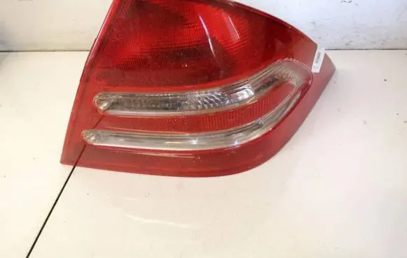 Mercedes-Benz C W203 Rear/tail lights 2038200264