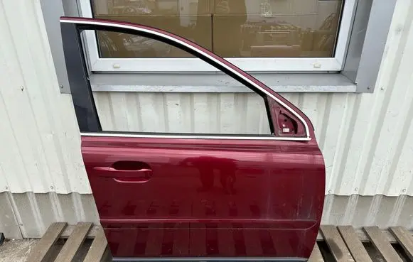 Volvo XC90 Front door