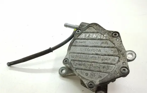 Toyota Avensis T270 Vacuum pump