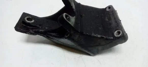 Mercedes-Benz ML W163 Engine mounting bracket A6122230204