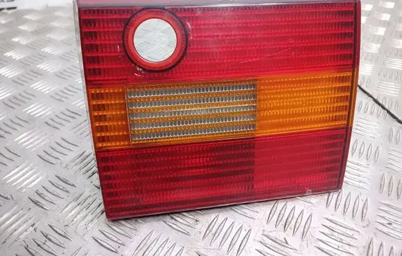 Volkswagen PASSAT B4 Tailgate rear/tail lights 3A9945108 3A9945259