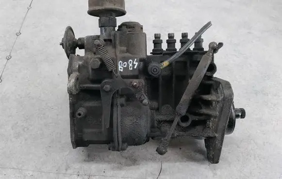 Mercedes-Benz Vito Viano W638 Fuel injection high pressure pump 6010706001ER6023