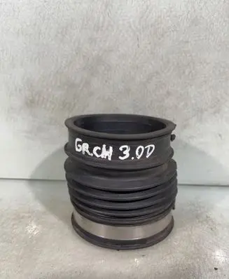 Jeep Grand Cherokee (WK) Air intake hose/pipe