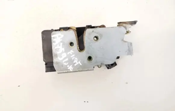 Fiat Bravo - Brava Rear door lock