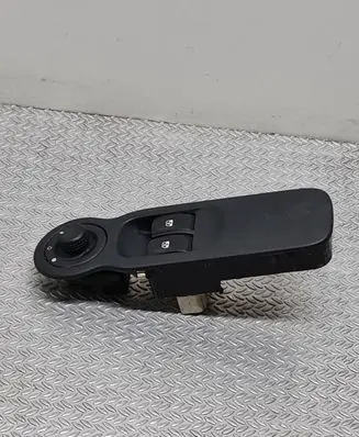 Renault Modus Electric window control switch E28982