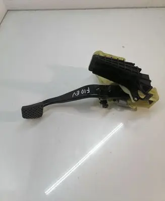 BMW 5 F10 F11 Brake pedal 9144253
