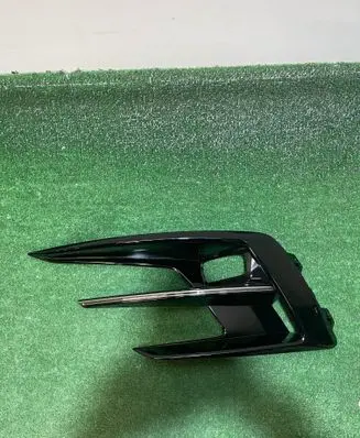Renault Megane IV Front bumper lower grill 261A33398R