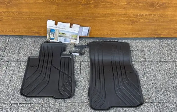 BMW M4 F82 F83 Front floor mat 2348155 51472348155