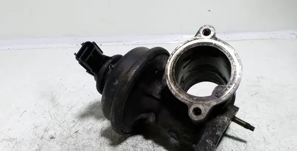 Ford Mondeo Mk III EGR valve 289B04P