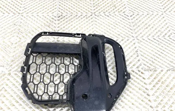 BMW X5 G05 Front bumper lower grill 8069210