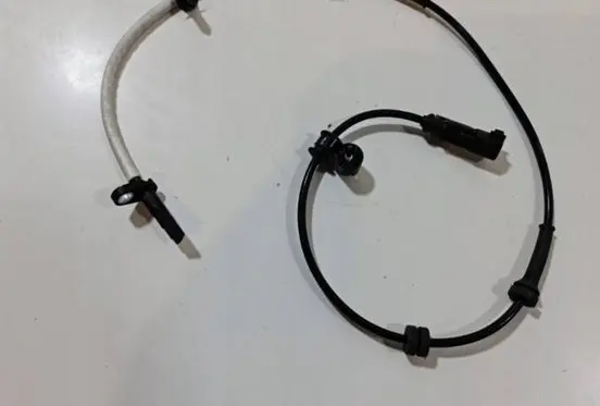 Tesla Model S ABS brake wheel speed sensor 1037794-00-B 103779400B 1037794