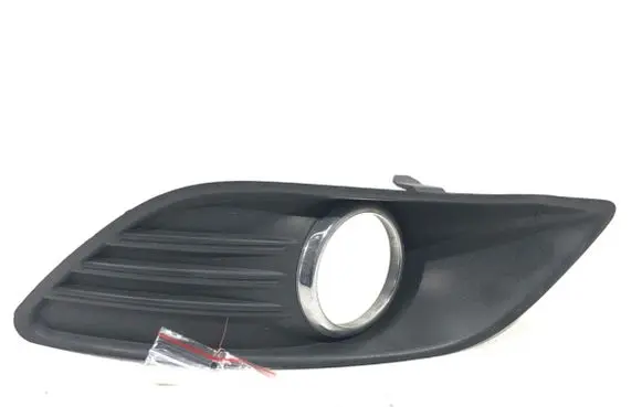 Ford Focus Front bumper lower grill 8M51-R19952-A