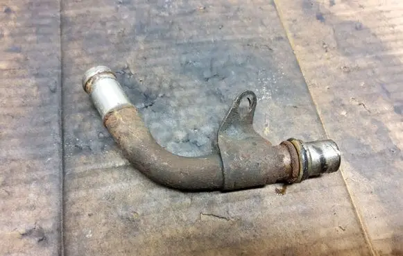 Toyota Corolla Verso E121 Engine coolant pipe/hose