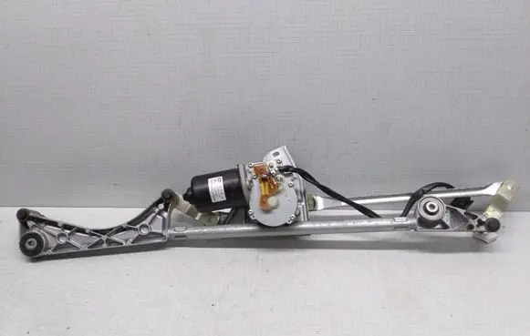 Mercedes-Benz C W203 Front wiper linkage A2038200342 404518