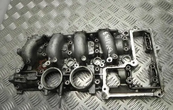Jaguar XF Rocker cam cover 9686705110 BV1138