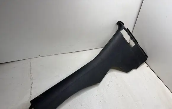 Dodge Charger (C) pillar trim 100017157