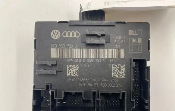 Audi A5 8T 8F Door control unit/module 8T0959793J