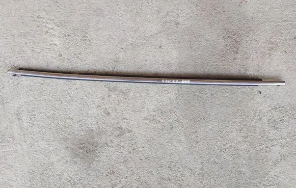 Toyota RAV 4 (XA40) Rear door glass trim molding