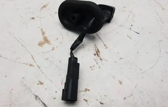 Volvo V60 Windshield washer spray nozzle 30699651
