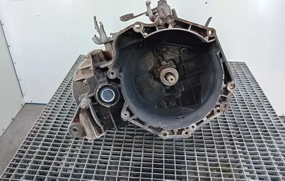 Opel Corsa D Manual 5 speed gearbox M32