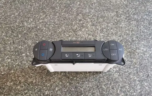 Ford Mondeo Mk III Climate control unit 3S7T19980AH