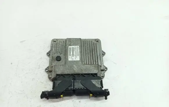 Fiat Panda II Engine control unit/module 51833809 BC0075652H 8A5S63V3K