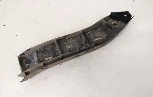 Volkswagen Polo III 6N 6N2 6NF Front bumper mounting bracket 6q0807184
