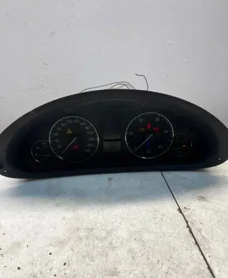 Mercedes-Benz C W203 Speedometer (instrument cluster) A2035405148