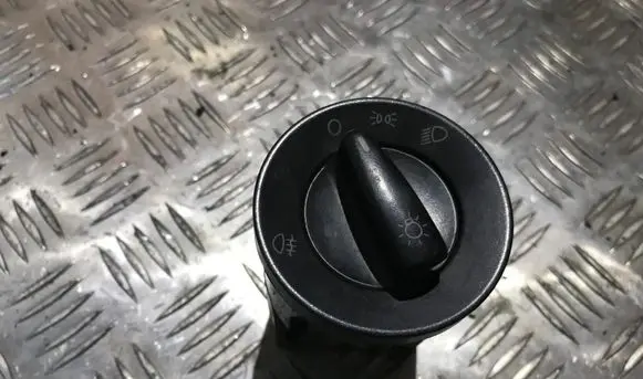 Volkswagen PASSAT B5 Light switch 3b0941531b