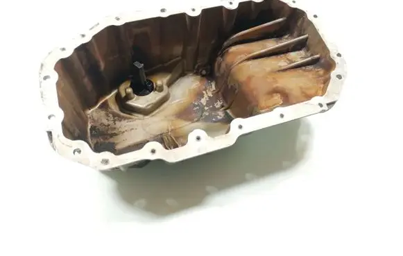 Volkswagen Golf V Oil sump 03C103603J
