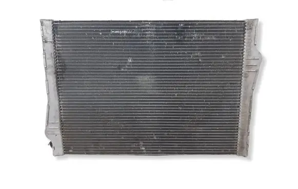BMW X6 E71 Coolant radiator 7533472 17117533472