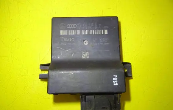 Audi A6 S6 C6 4F Gateway control module 4F0907468D 4F0910468A