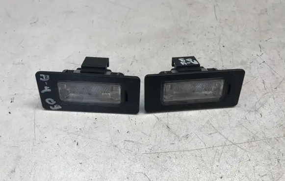Audi A4 S4 B8 8K Number plate light 8T0943021