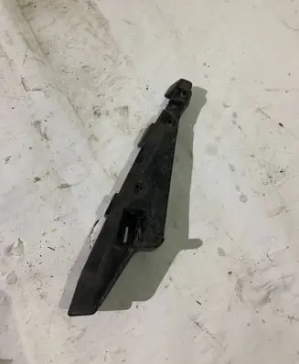 Mini One - Cooper R50 - 53 Rear bumper mounting bracket 6800800