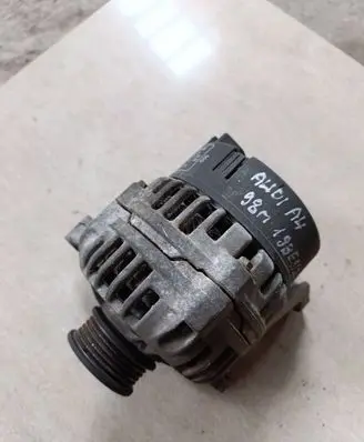 Audi A4 S4 B5 8D Generator/alternator 058903016