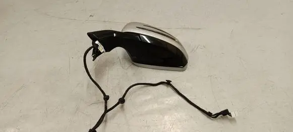 Front door electric wing mirror