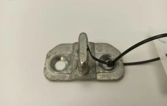 Mercedes-Benz B W245 Front door lock loop/hook striker 
