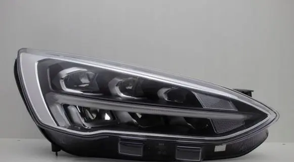 Ford Focus Headlight/headlamp