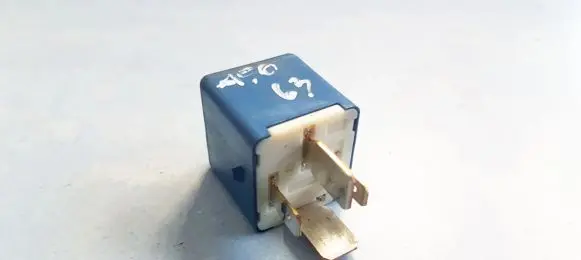 Lexus IS 220D-250-350 Other relay 8826321010 88263-21010