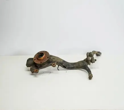 Seat Exeo (3R) Front wheel hub