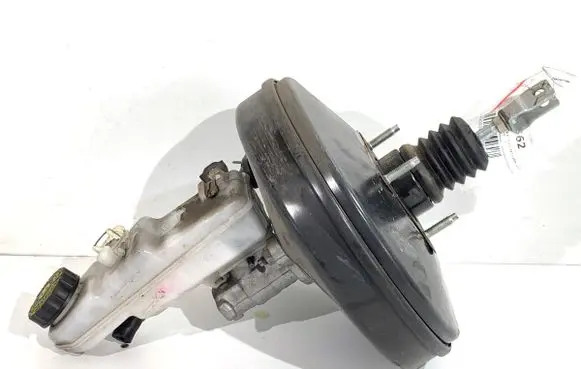 Toyota Avensis T270 Brake booster 4720005242