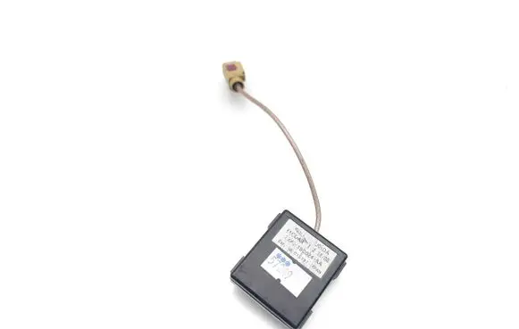 Jaguar X-Type Aerial antenna amplifier 8X43-19C024-AA