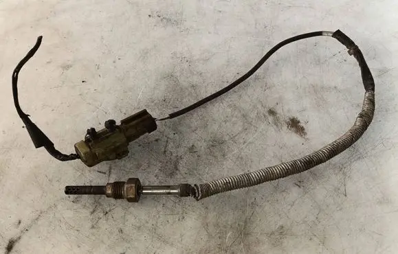 Dodge Journey Exhaust gas temperature sensor 05149133AA 082971220097