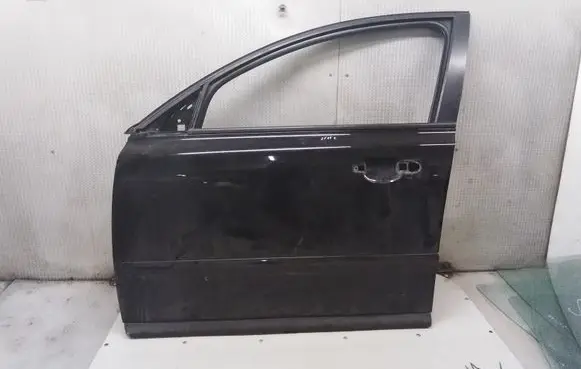 Volvo V50 Front door