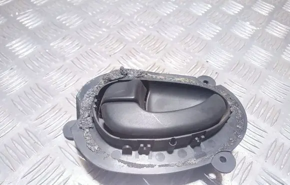 Peugeot 406 Rear door interior handle 9616307577