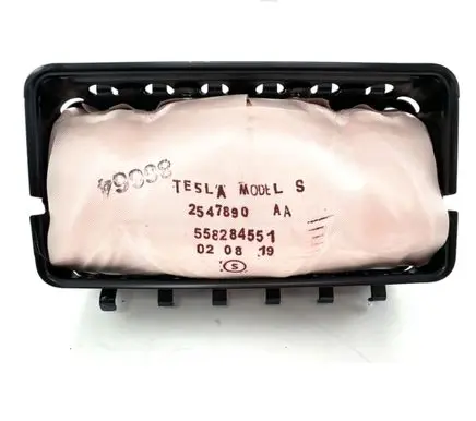 Tesla Model S Passenger airbag 0589-P1-000551