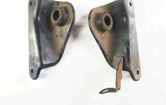 Suzuki SX4 S-Cross Radiator mount bracket