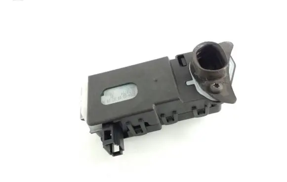Fuel tank cap lock motor