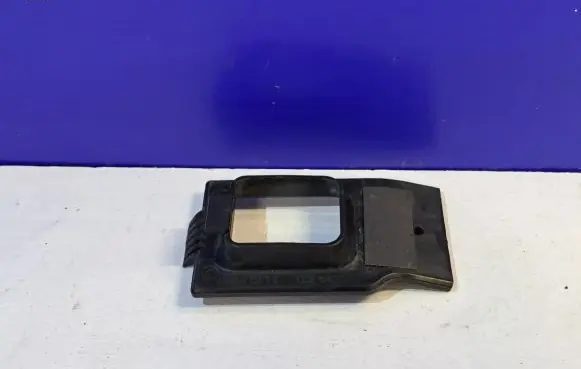 Jaguar XF X260 Fender mounting bracket GX7316A984BB